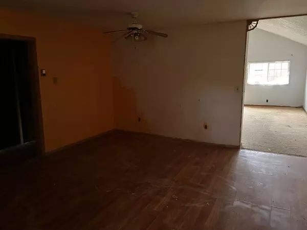 2680 N 48th RD, Somonauk, IL 60552