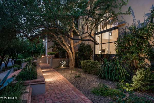 19890 N 101ST Way, Scottsdale, AZ 85255