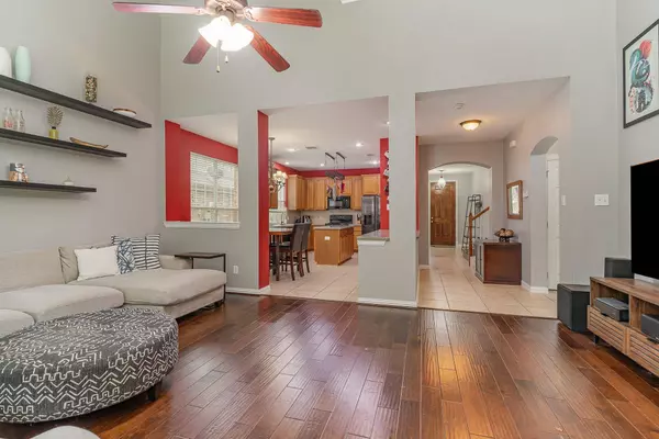 6017 Lakecrest Drive, Sachse, TX 75048