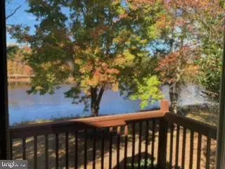 25 WOODLAKE DR, Marlton, NJ 08053