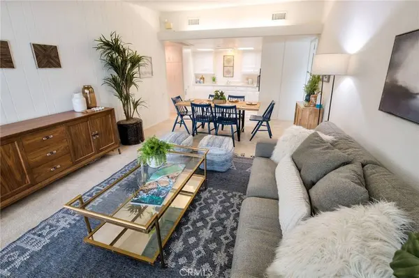 13610 Burning Tree Ln #1-1A, Seal Beach, CA 90740