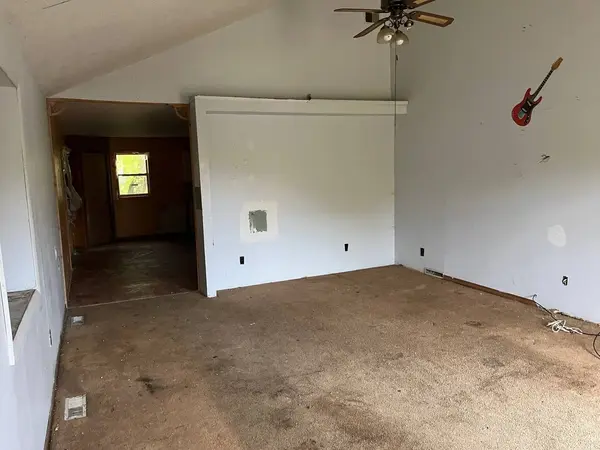 2680 N 48th Road, Somonauk, IL 60552