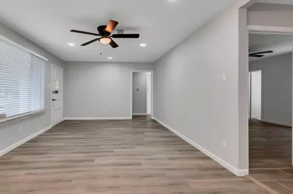 5517 Fursman Avenue, Fort Worth, TX 76114