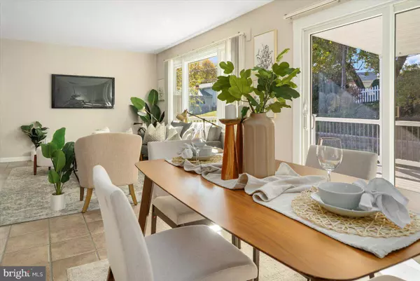 495 WILLIAMSBURG LN, Odenton, MD 21113