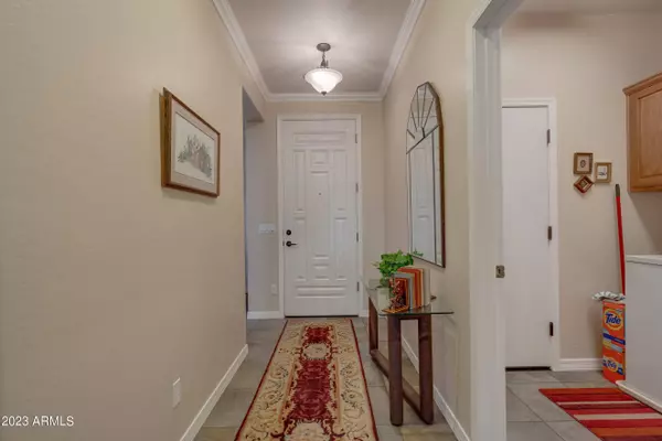 31671 N Poncho Lane, San Tan Valley, AZ 85143