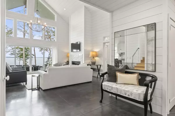 46 Goose Ledge Road, Harpswell, ME 04079