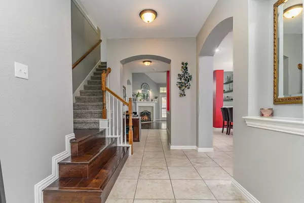 6017 Lakecrest Drive, Sachse, TX 75048