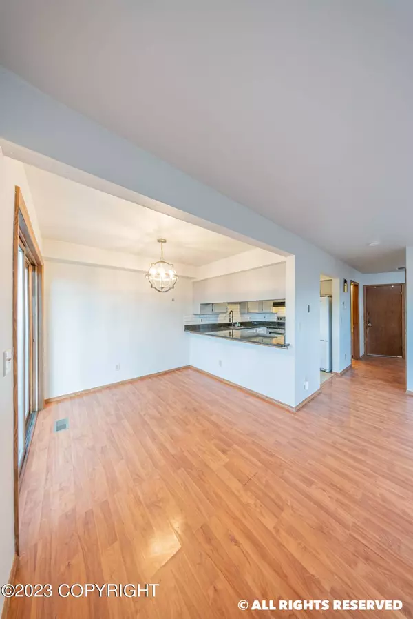 1009 Fred CIR, Anchorage, AK 99515