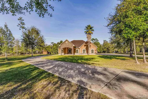 1435 Kathleen Ave, Cantonment, FL 32533