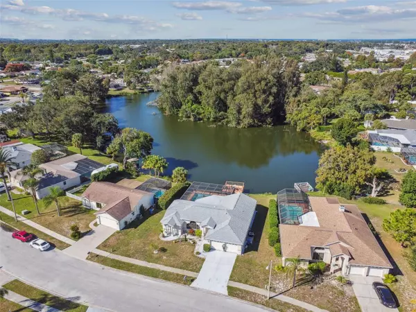 8233 ROSE PETAL CT, Port Richey, FL 34668