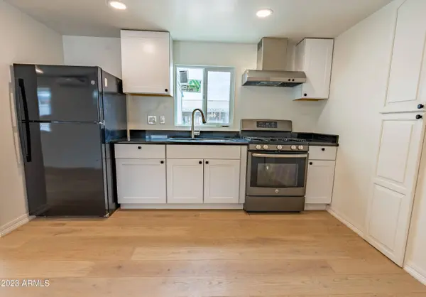 2435 E TONTO Lane, Phoenix, AZ 85050