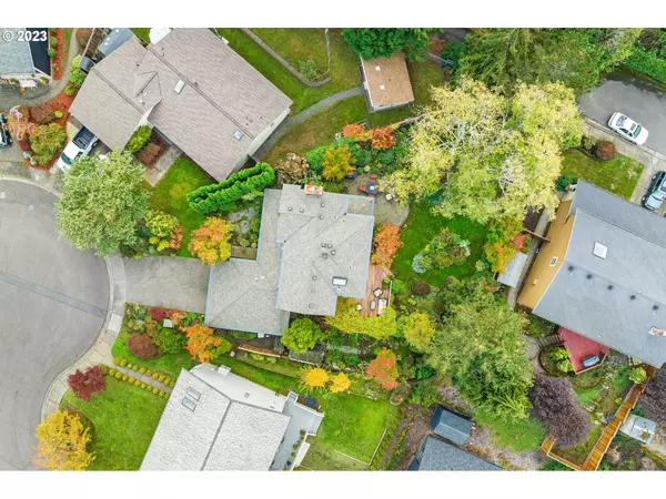 10394 SW PORTER ST, Portland, OR 97225