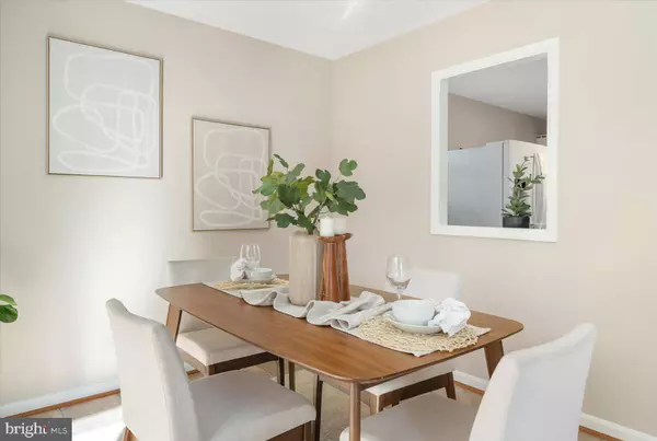 495 WILLIAMSBURG LN, Odenton, MD 21113