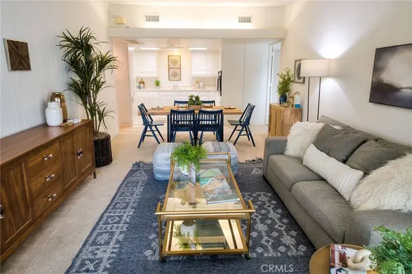 13610 Burning Tree Ln #1-1A, Seal Beach, CA 90740