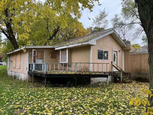 2680 N 48th Road, Somonauk, IL 60552