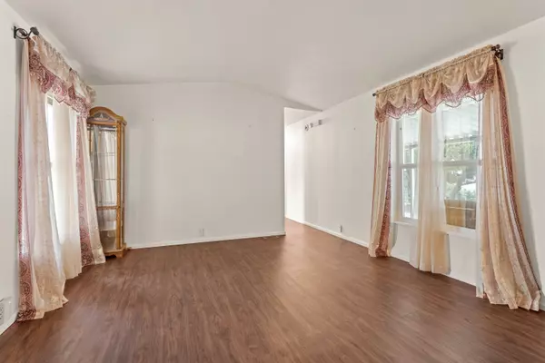 3803 W Greenwood Rd, Spokane, WA 99224