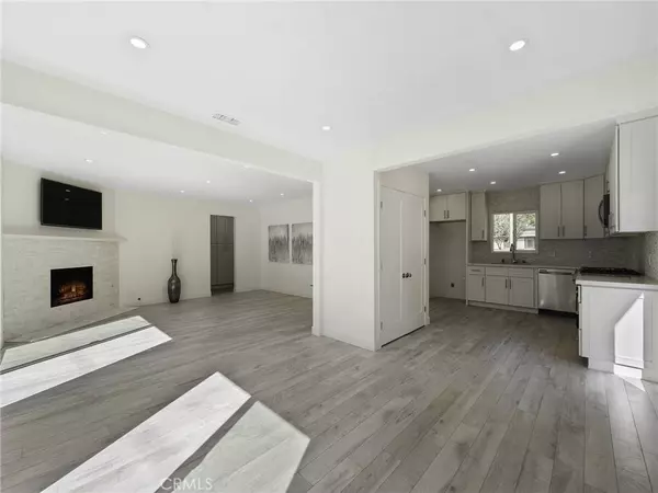 10807 Wescott AVE, Sunland, CA 91040