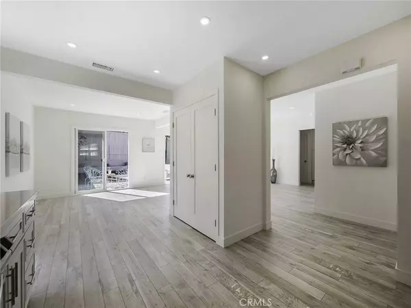 10807 Wescott AVE, Sunland, CA 91040