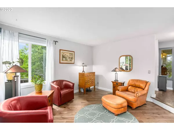 10394 SW PORTER ST, Portland, OR 97225