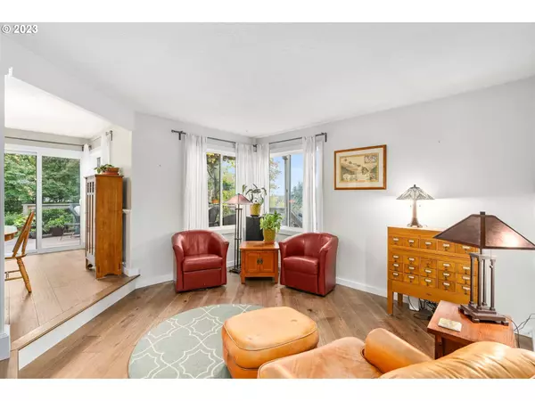 10394 SW PORTER ST, Portland, OR 97225