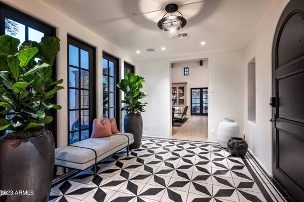 19890 N 101ST Way, Scottsdale, AZ 85255