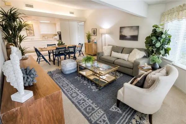 13610 Burning Tree Ln #1-1A, Seal Beach, CA 90740