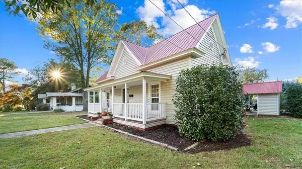 347 2nd ST E, Siler City, NC 27344