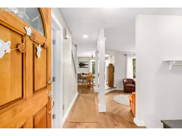 10394 SW PORTER ST, Portland, OR 97225