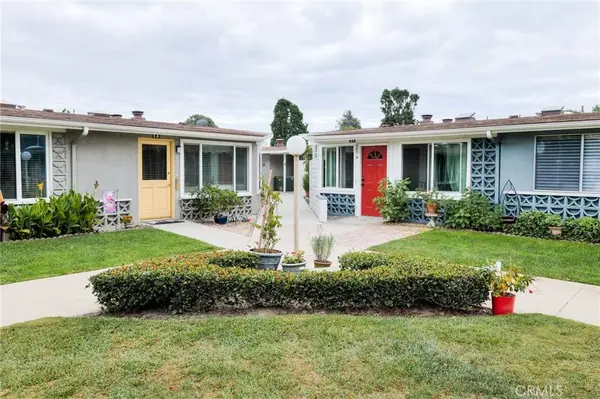 13610 Burning Tree Ln #1-1A, Seal Beach, CA 90740