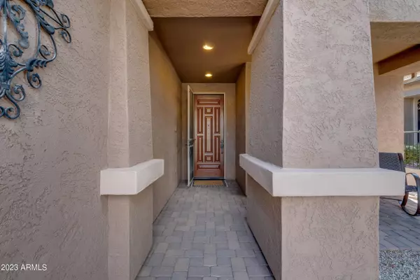 31671 N Poncho Lane, San Tan Valley, AZ 85143