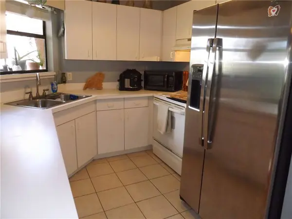 2825 Stoneway LN #C, Fort Pierce, FL 34982