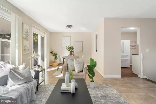 495 WILLIAMSBURG LN, Odenton, MD 21113