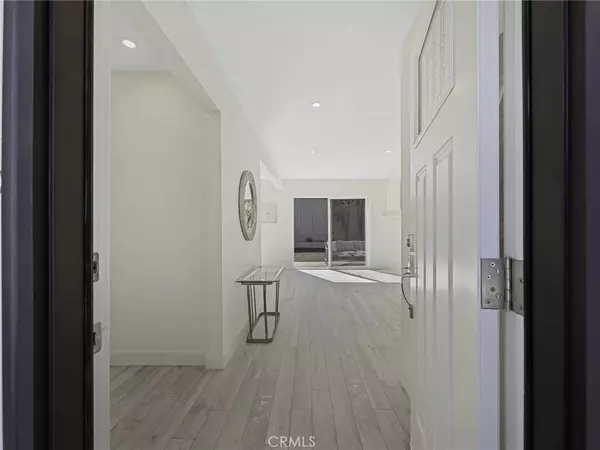 10807 Wescott AVE, Sunland, CA 91040