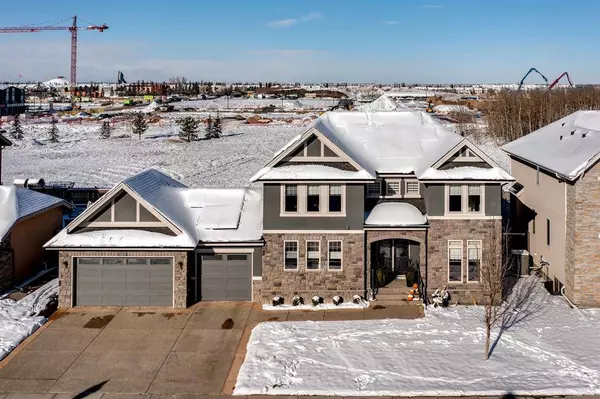 14 Westpark PL SW, Calgary, AB T3H 0C3