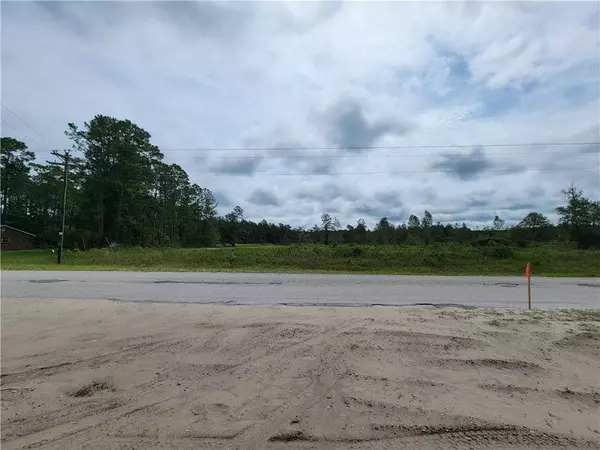 472749 MIDDLE Road, Hilliard, FL 32046