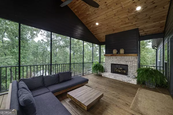 209 Riverpoint way, Jackson, GA 30233