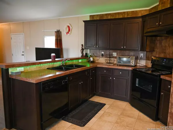 1747 ROTHERMAN, Canyon Lake, TX 78133-2629