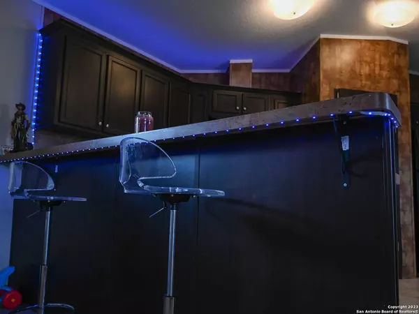 1747 ROTHERMAN, Canyon Lake, TX 78133-2629