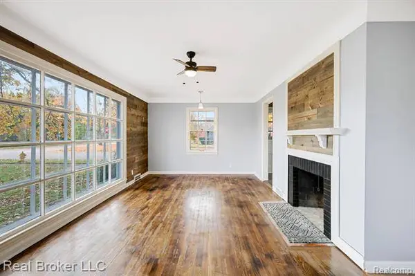 2501 E 2ND Street, Flint, MI 48503