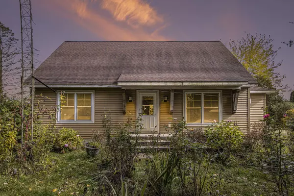 28223 50th Street, Bangor, MI 49013