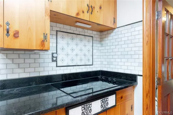 505 Old Memorial DR, Sandston, VA 23150