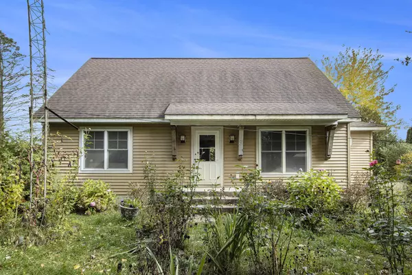 28223 50th Street, Bangor, MI 49013