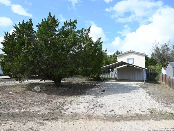 1747 ROTHERMAN, Canyon Lake, TX 78133-2629