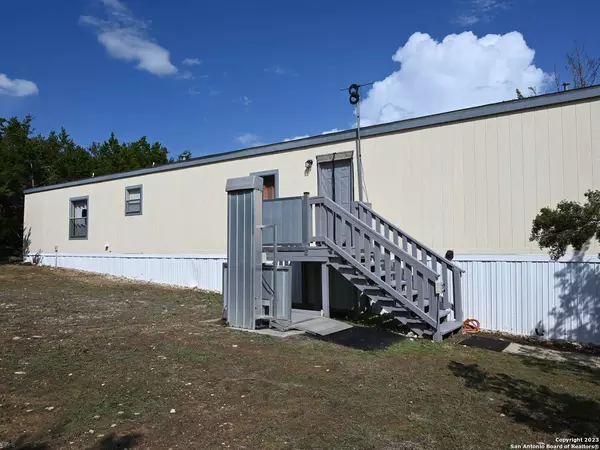 1747 ROTHERMAN, Canyon Lake, TX 78133-2629