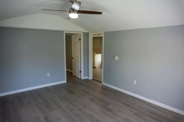 2301 DRAKE DR, Orlando, FL 32810