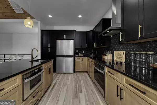 209 Riverpoint way, Jackson, GA 30233