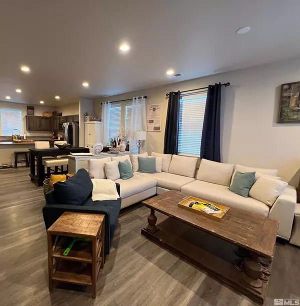 914 Garden Ct, Carson City, NV 89705