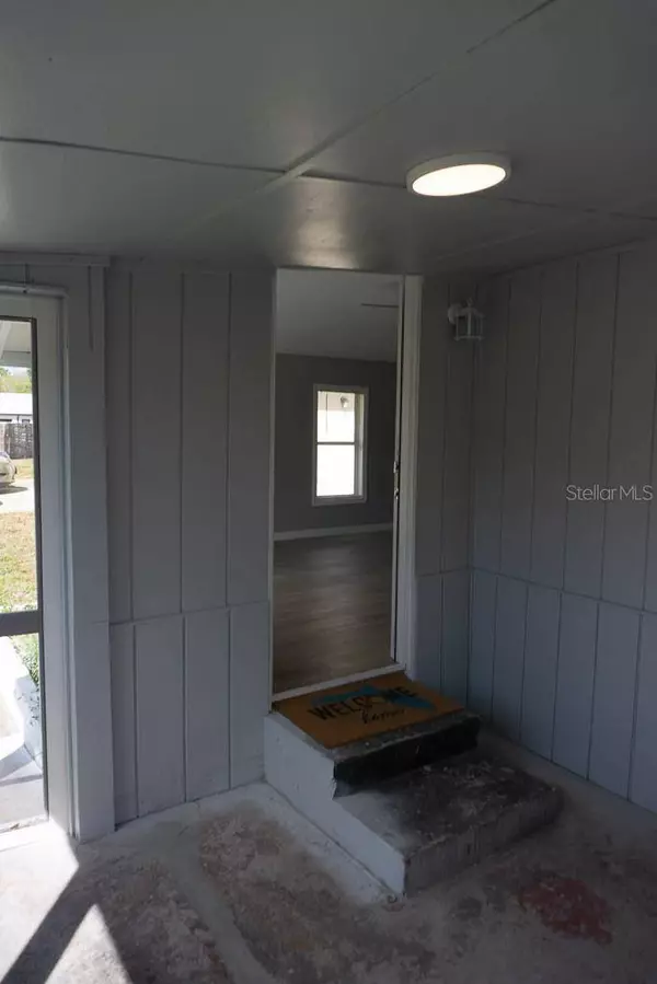 2301 DRAKE DR, Orlando, FL 32810