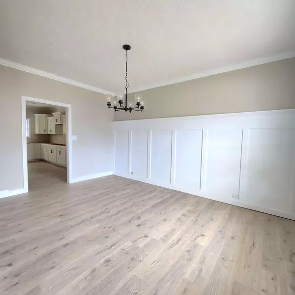 966 Alton Dr, Clarksville, TN 37043