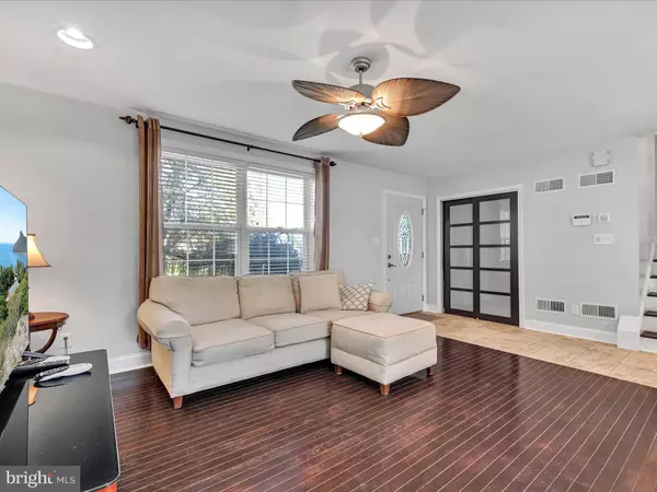 2038 WATER ST, Lebanon, PA 17046